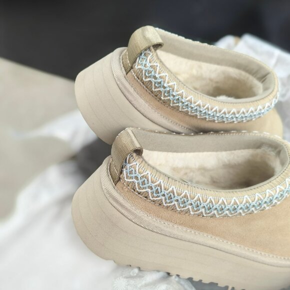 UGG Tasman Slippers Mustard Seed Womens - Picture 6 of 9